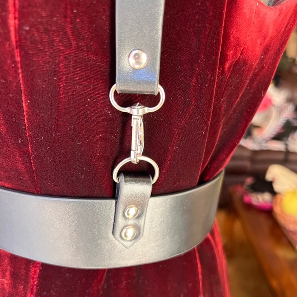 Black Faux leather adjustable harness - Picture 7 of 14